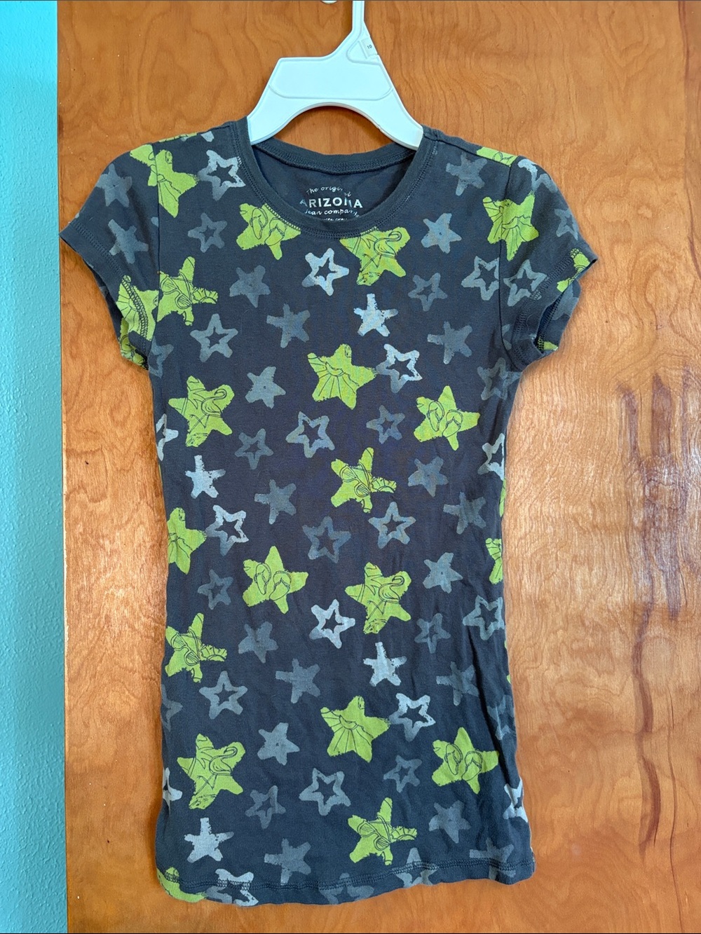 Arizona Jean Company Gray Tee with Lime & Light Gray Star Print